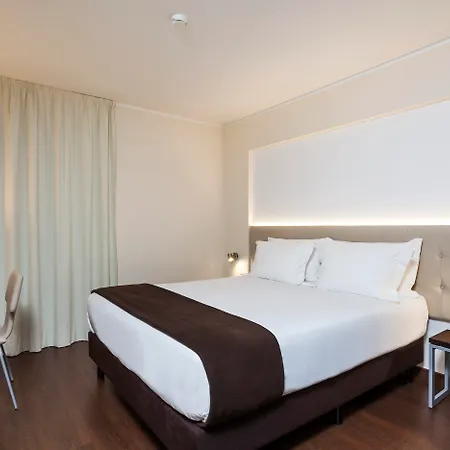 Hotel In Gold & 4*