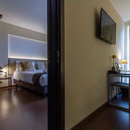 Hotel In Gold & Águeda