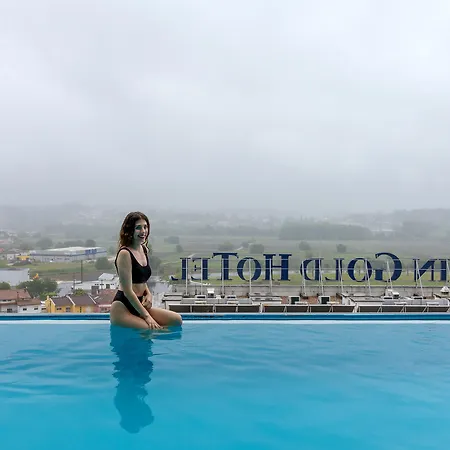 In Gold & Hotel 4*