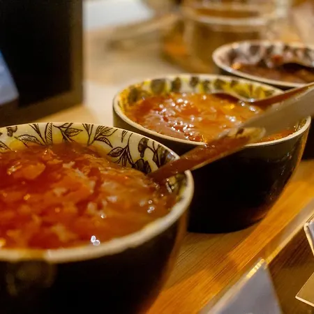 In Gold & فندق 4*