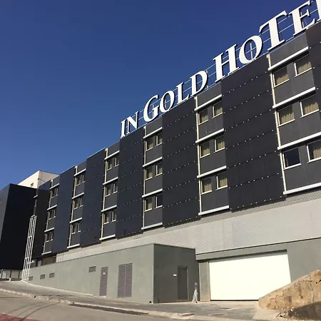 In Gold & Hotel