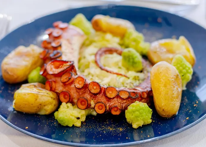 Hotel In Gold & Águeda